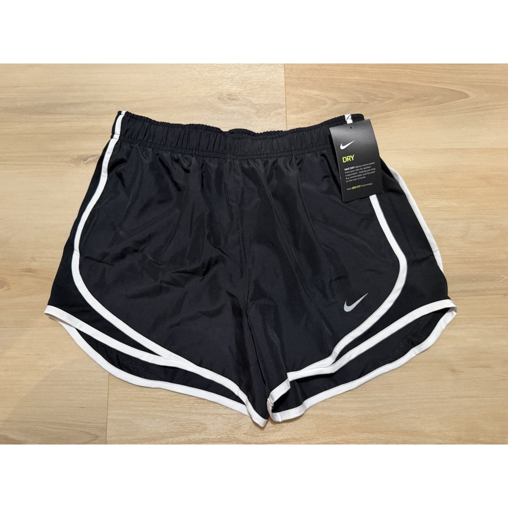 NWT Nike Womens Dry Tempo 3" Running Shorts Black White Size Small